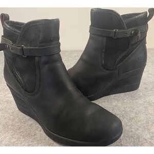 UGG EMALIE Waterproof Black Leather Wedge Ankle Boots Womens 7